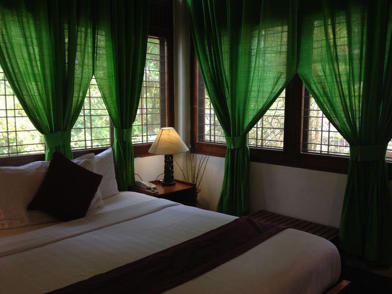 Classique Inn Yangon Exterior photo