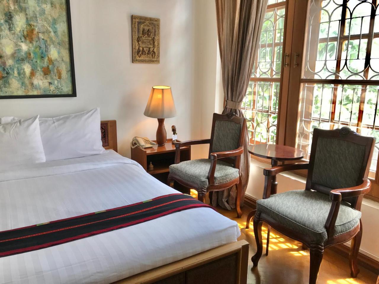 Classique Inn Yangon Exterior photo